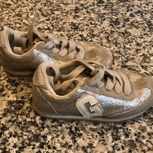 Girls GAP shoes size 11